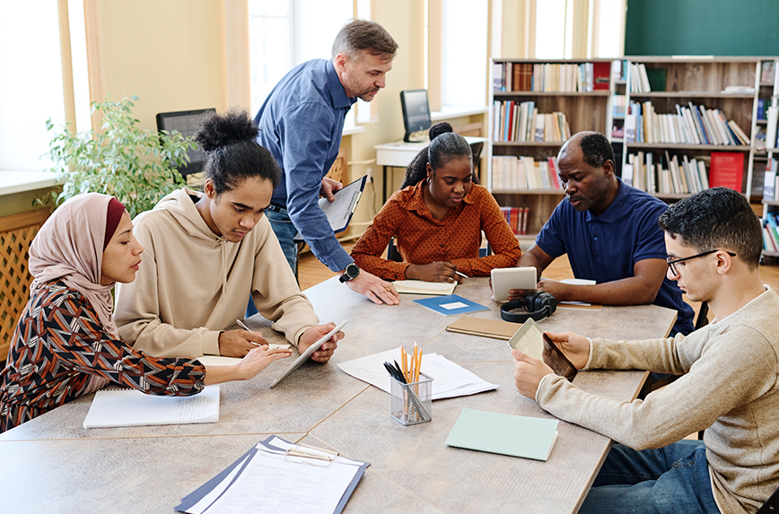 Successfully lead your team of English teachers